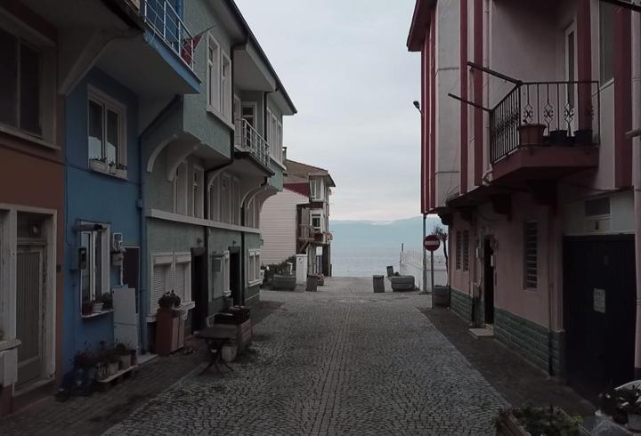 Giritli Mahallesi, 18’inci yüzyıl İtalyan mimarisini bugüne taşıyor