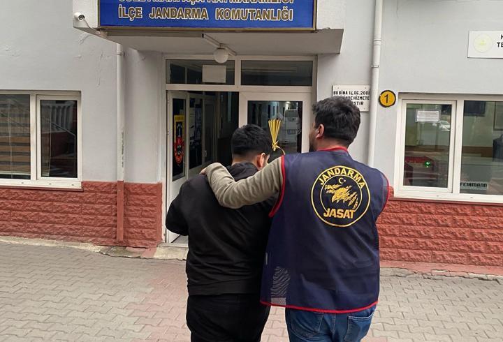 Tekirdağ'da 8 yıl hapisle aranan hükümlü yakalandı