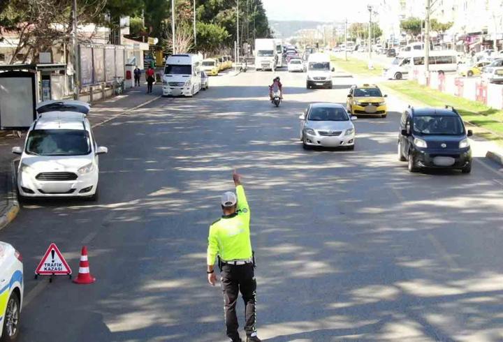 Antalya'da 22 bin 672 araç ve sürücüsüne ceza kesildi