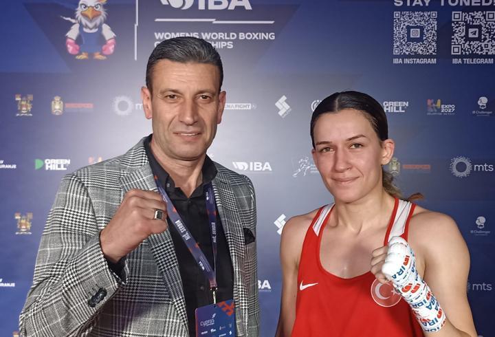 Hatice Akbaş, Kadınlar Dünya Boks Şampiyonası’nda finale yükseldi