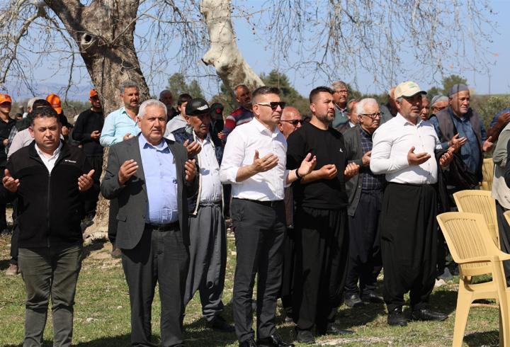 Karaisalı'da yağmur duası yapıldı