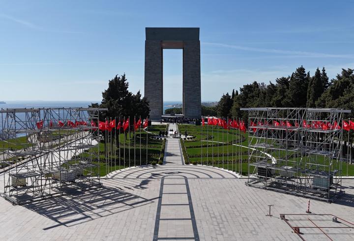 Şehitler Abidesi'nde '18 Mart' hazırlığı