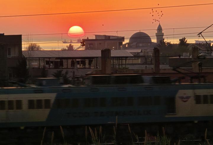 Hatay'da gün batımı, kartpostallık görüntüler oluşturdu