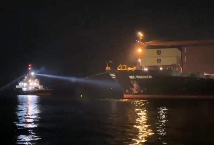 İstanbul- Bakırköy'de karaya oturan kargo gemisi kurtarıldı