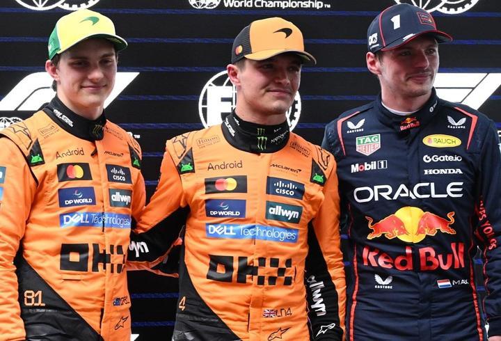 F1'de sezonun açılış yarışını Lando Norris kazandı