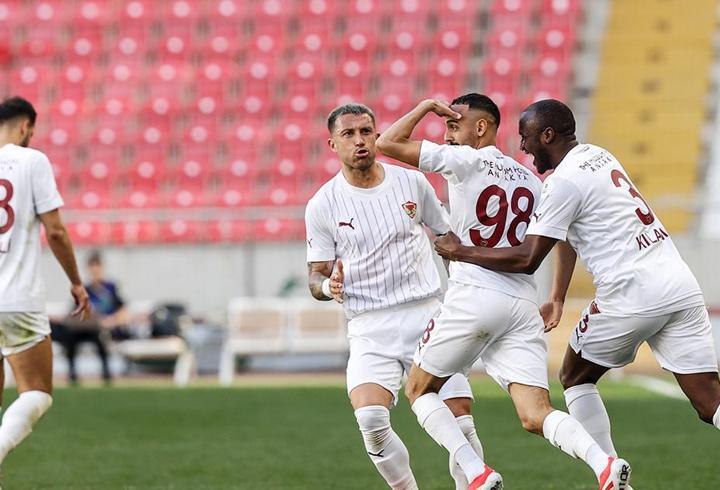 Hatayspor, Sivasspor’dan 3 puanı 3 golle aldı