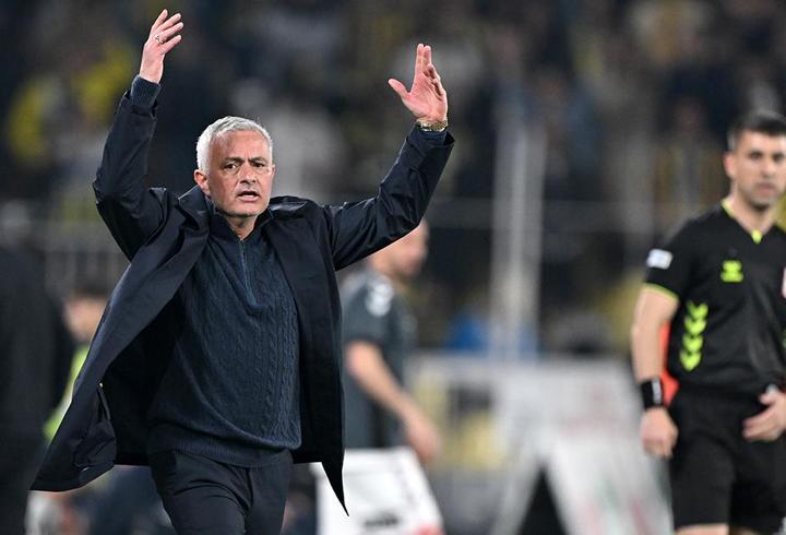 Jose Mourinho: Şampiyonluk şansımız devam ediyor