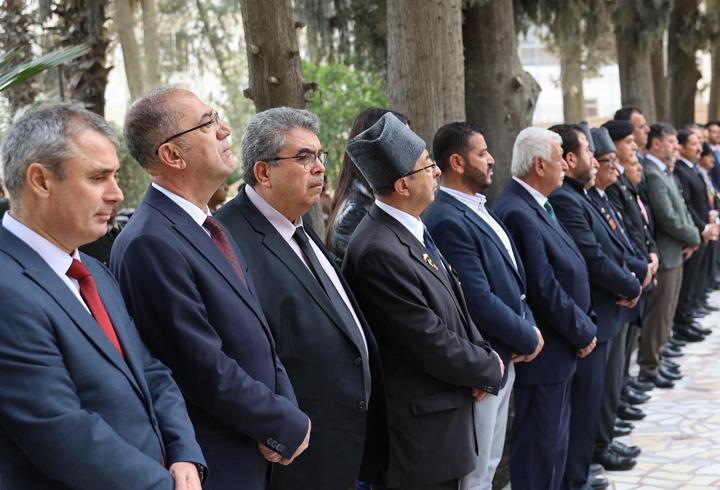 Hatay’da Çanakkale Zaferi’nin 110'uncu yılında çelenk sunuldu