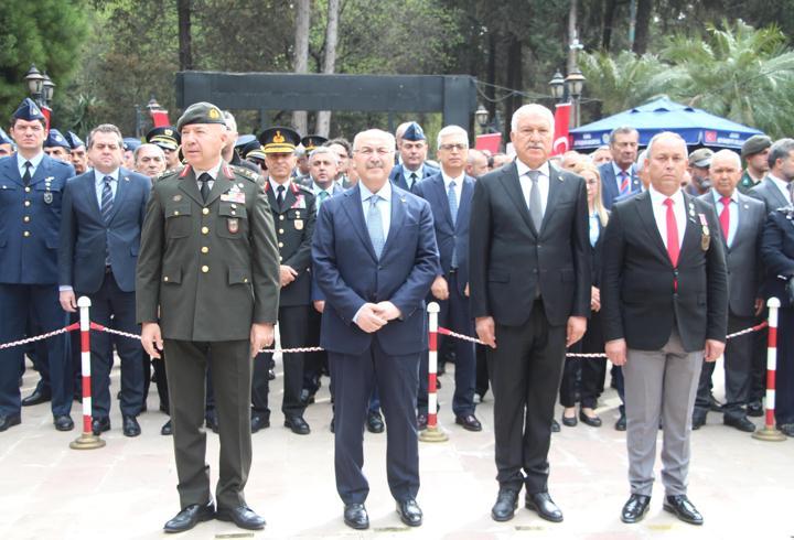 Adana'da Şehitler Anıldı