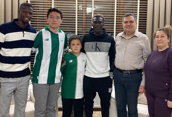 Ndao ve Keyta, Konyalı bir ailenin iftarda konuğu oldu