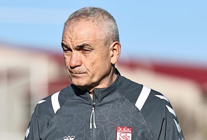 Rıza Çalımbay’dan Beşiktaş sözleri: Giderim
