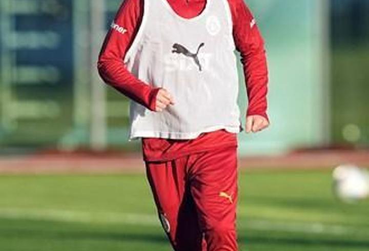Galatasaray'da derbi hazırlıkları başladı