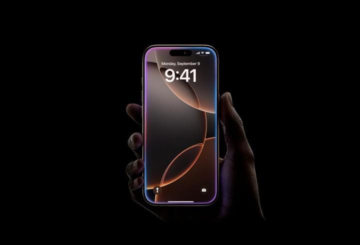 Siri’ye Apple Intelligence özellikleri ertelendi