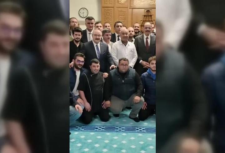 İbrahim Kalın ve Mustafa Varank ODTÜ'lü gençlerle iftar yaptı