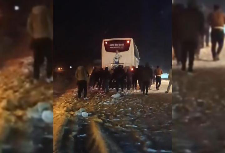 Malatya'da kar yağışı; Arapgir'de eğitime ara