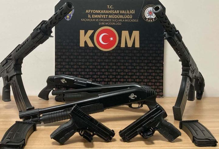 Bolvadin'de kaçakçılık operasyonu