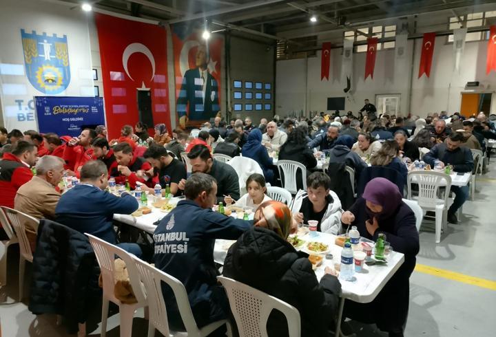 İstanbul- Silivri İtfaiye İstasyonu'nda iftar programı düzenlendi