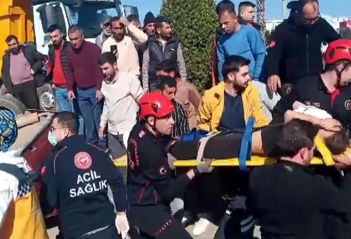 Kahramanmaraş'ta otomobiller kafa kafaya çarpıştı: 7 yaralı