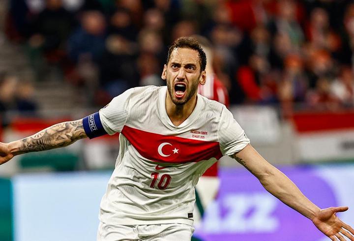 Hakan Çalhanoğlu: Artık hedefimiz Dünya Kupası