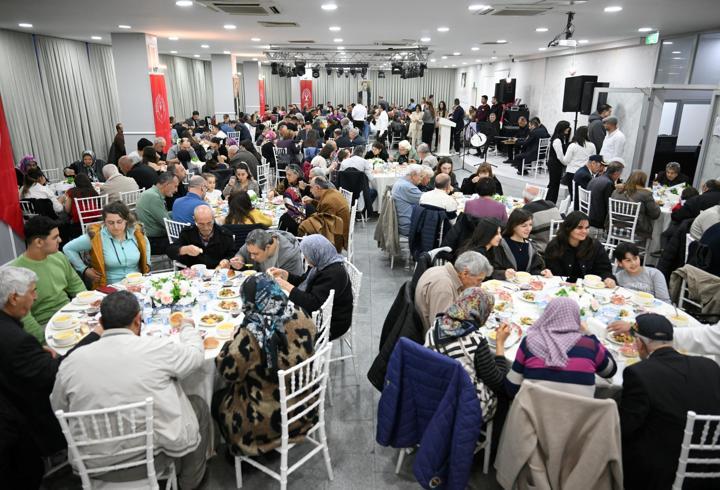 Bornova'da şehit aileleri ve gaziler için anlamlı iftar