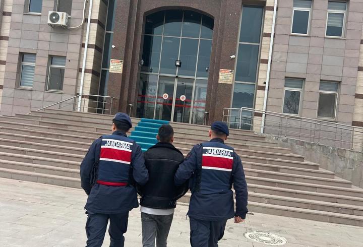 Kırşehir'de uyuşturucu operasyonu: 3 gözaltı