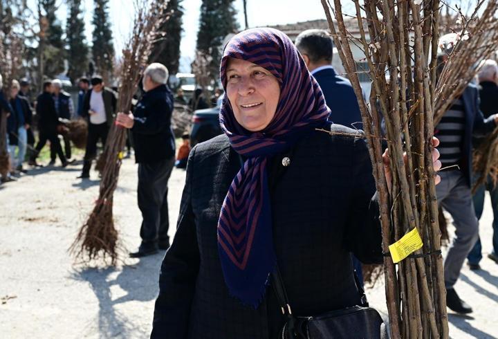 Malatya'da çiftçilere 44 bin meyve fidanı dağıtıldı