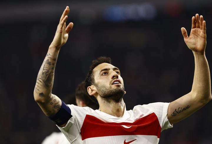Hakan Çalhanoğlu, A Milli Takım'ın en golcü 4. oyuncusu oldu