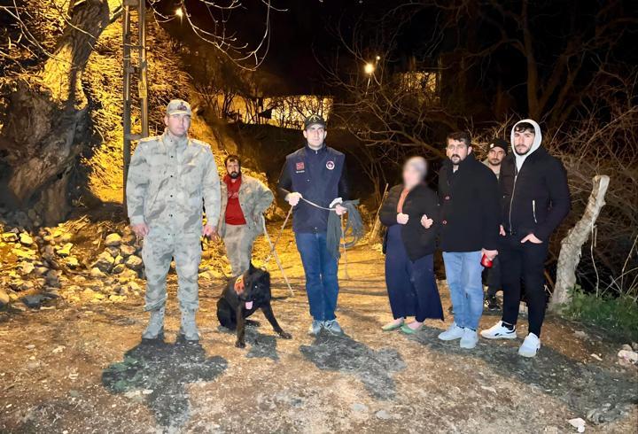 Kayıp engelli kadını iz takip köpeği 'Çatı',  buldu