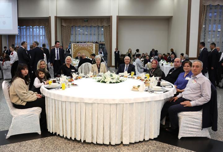 Bakan Güler, şehit aileleri ve gazilerle iftarda bir araya geldi