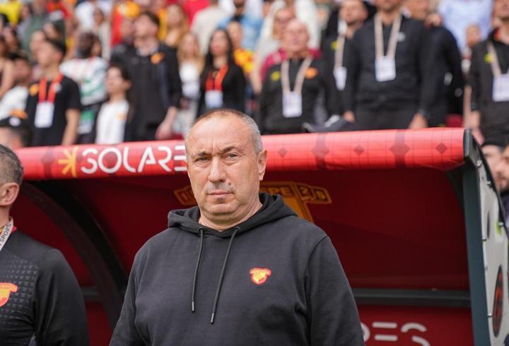 Göztepe Teknik Direktörü Stoilov, transferde hedeflerini açıkladı