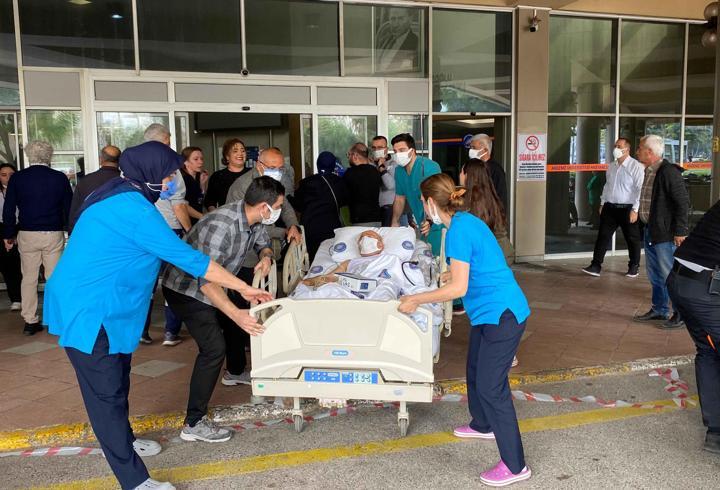 Yer: Antalya | Hastanede yangın! Hastalar tahliye ediliyor...