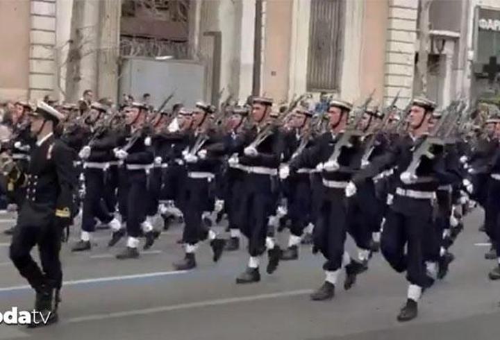 Yunanistan'da skandal tören! Atina sessiz