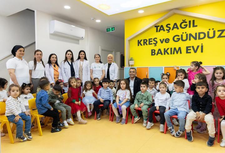 Manavgat Belediye Başkanı Kara personelle bayramlaştı