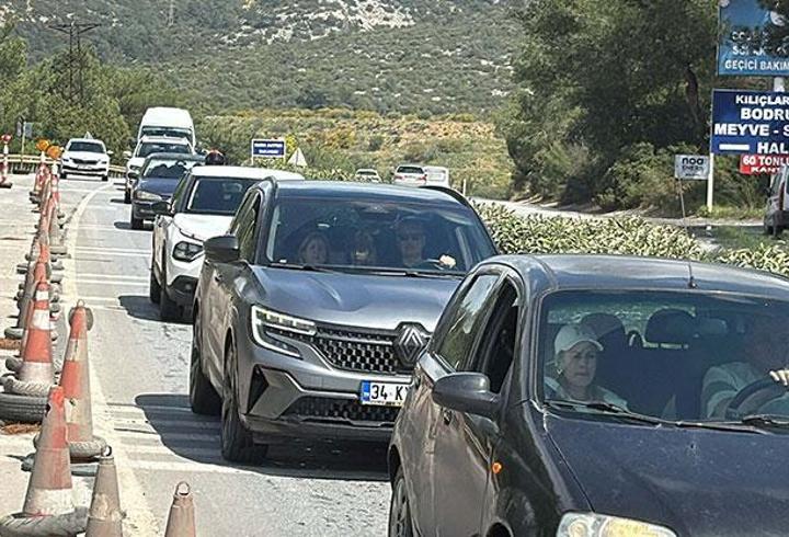 Bodrum'a 24 saatte 10 bin araç giriş yaptı