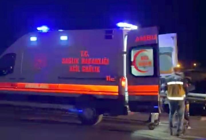 Gaziantep'te 2 otomobil çarpıştı: 4 yaralı