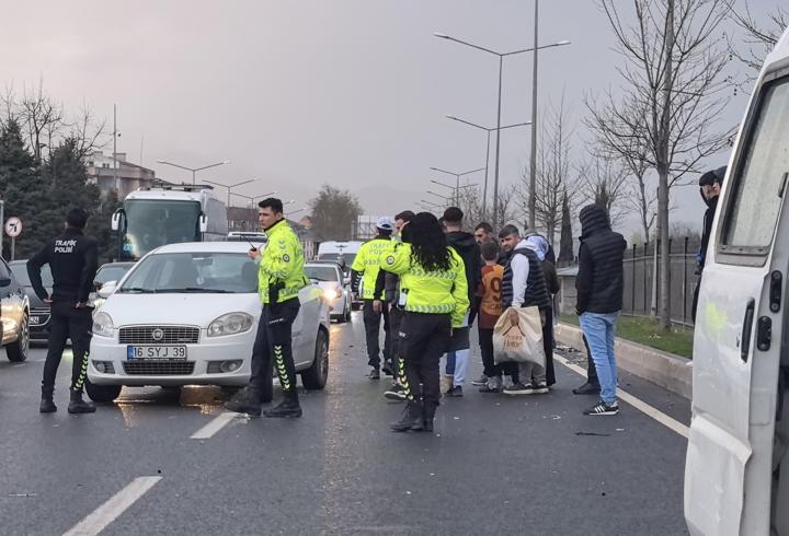 Bursa'da zincirleme trafik kazası: 4 yaralı
