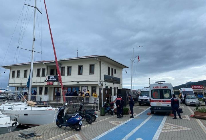 Son Dakika! Çanakkale'de göçmen botu battı; 5 ölü