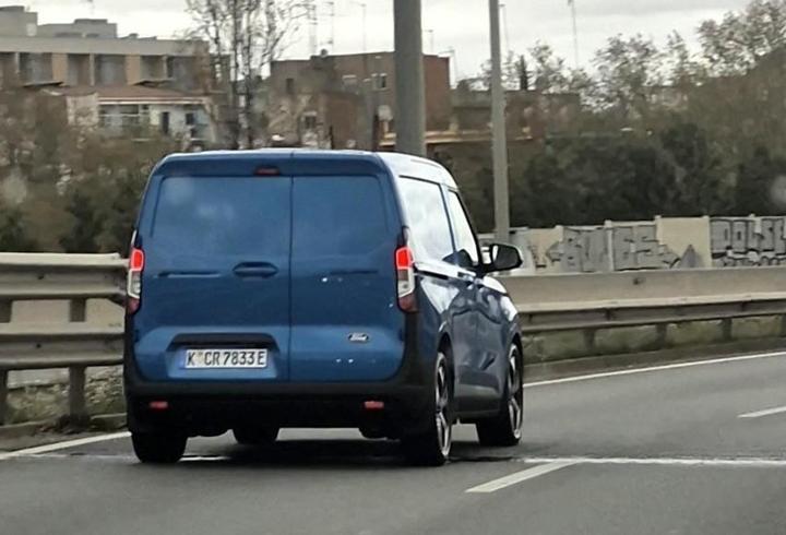 Ford E-Transit Courier yazın yollara çıkıyor