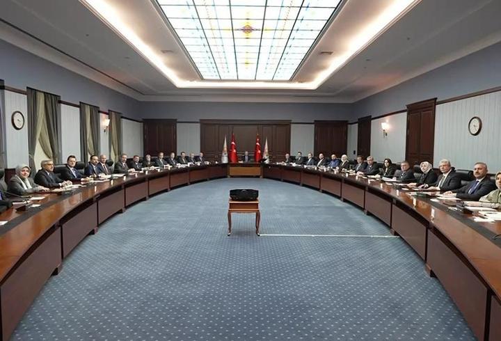 Özel'in cuntacı çıkışı MYK gündeminde