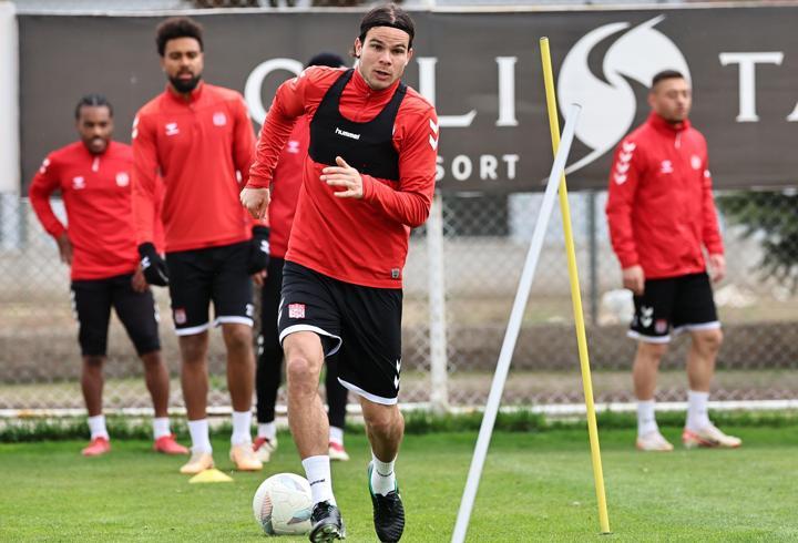 Sivasspor, Fenerbahçe maçına hazırlanıyor