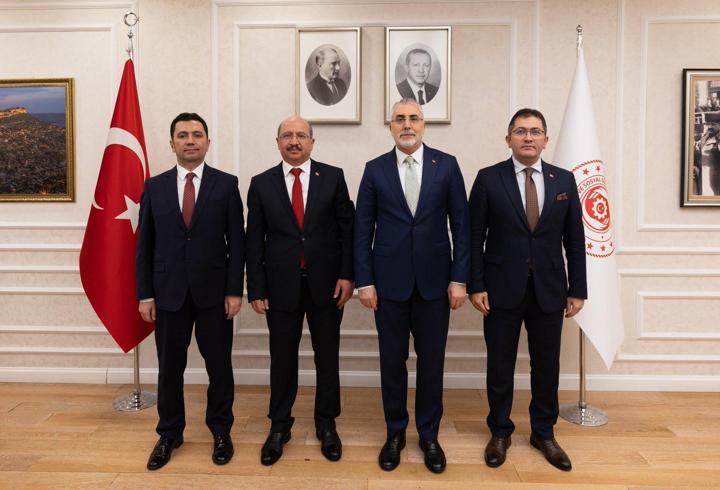 Bakan Işıkhan, DDK Başkanı Tanrıkulu'nu kabul etti
