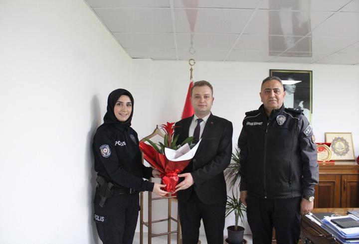 Kale'de polisler, Kaymakam İnce'yi ziyaret etti