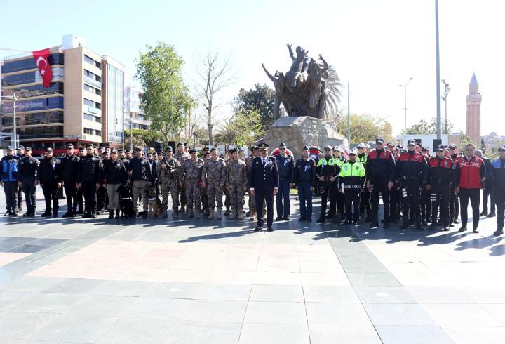 Antalya'da Polis Haftası kutlaması