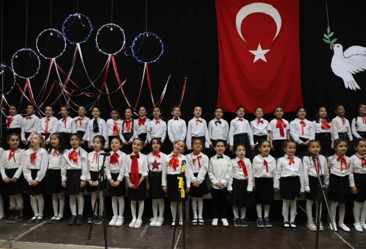 Altınözü’nde çocuk korosundan konser