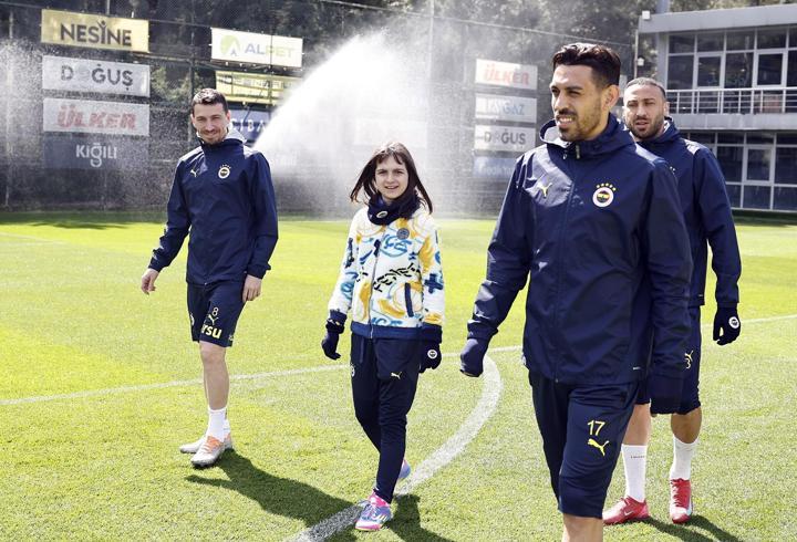 Fenerbahçe, Sivasspor maçı hazırlıklarına devam ediyor