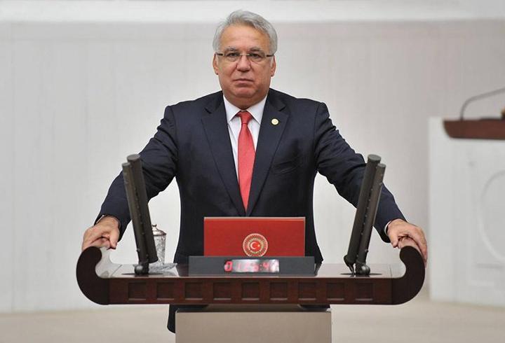 Eski vekil Kocabıyık, AK Parti'den ihraç edildi
