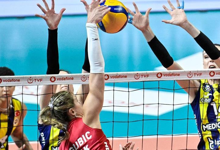 Fenerbahçe Medicana, Galatasaray Daikin'le seriyi eşitledi
