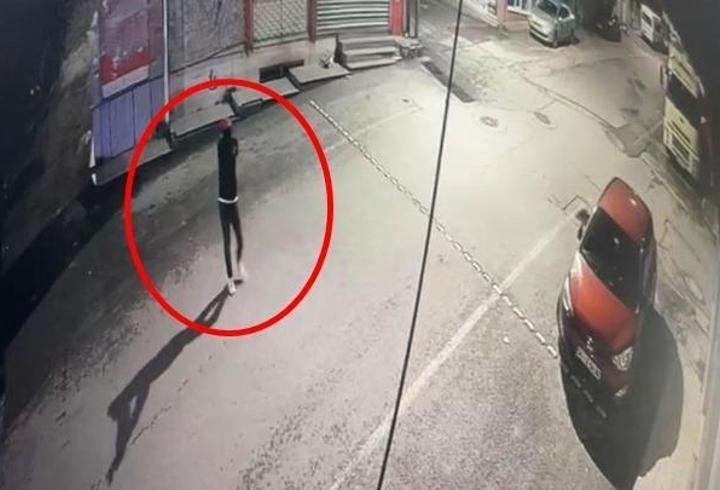 Yeni devraldığı kıraathane kurşunlandı; saldırı kamerada