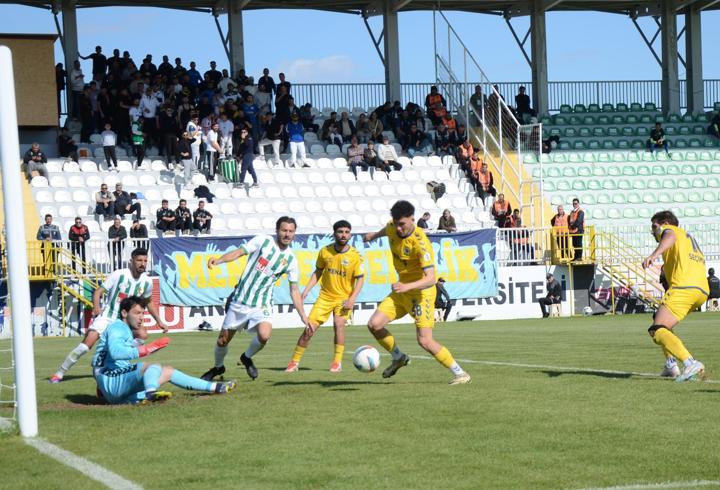 Serik Belediyspor- Menemen Spor: 3-1