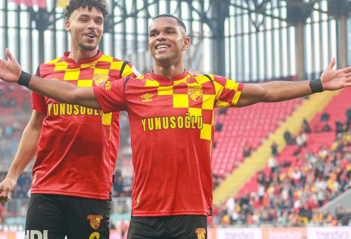 Göztepe'de Juan şoku